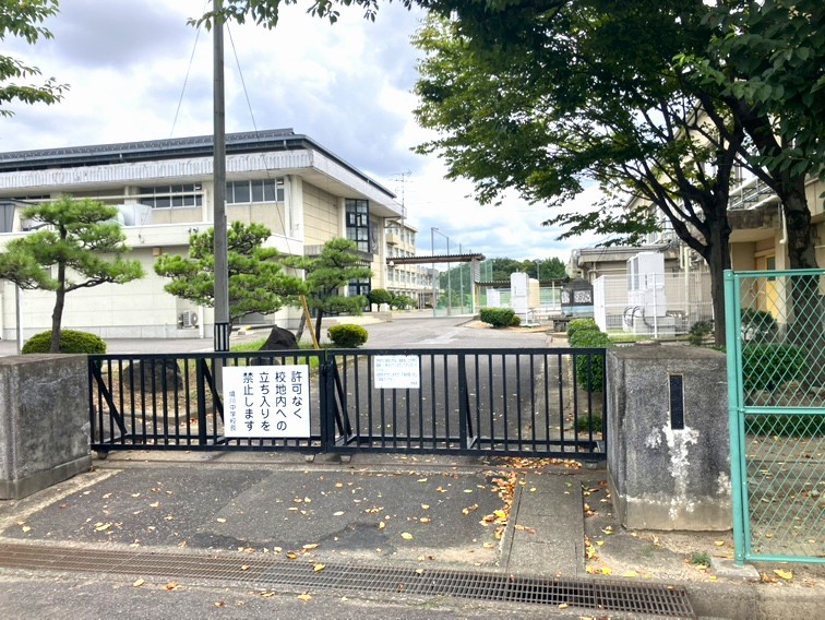 写真：境川中学校