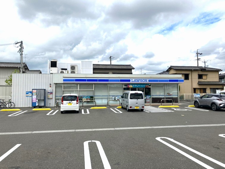 写真：ローソン岐阜東鶉店